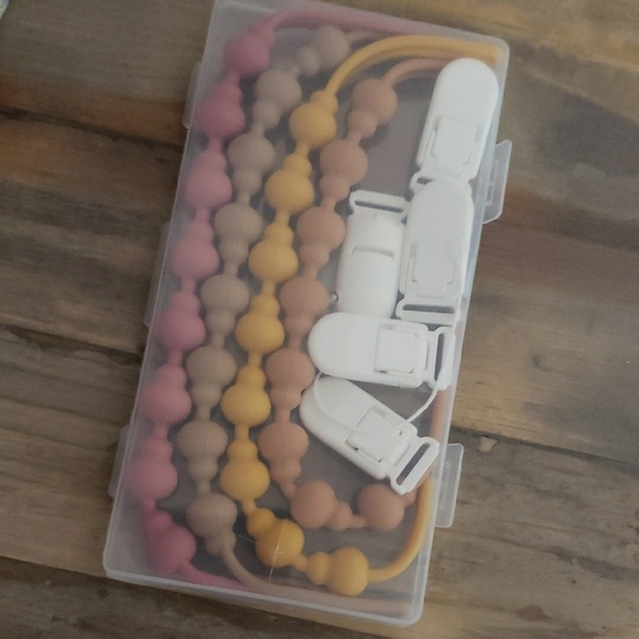 Pastel Beaded Pacifier Clips - Picture 2 of 2